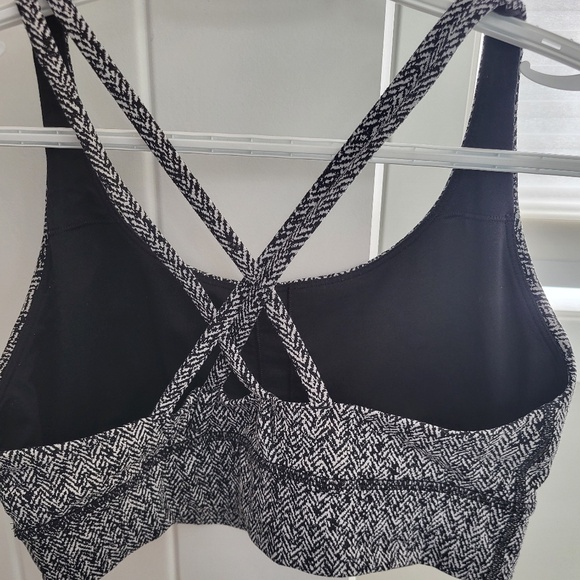 Lululemon Energy Longline Bra Size 12 - Picture 2 of 2